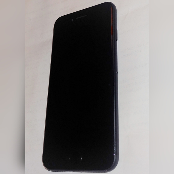 UNLOCKED iphone 7 256GB and unlocked  iphone 6s 128GB - Picture 4 of 7